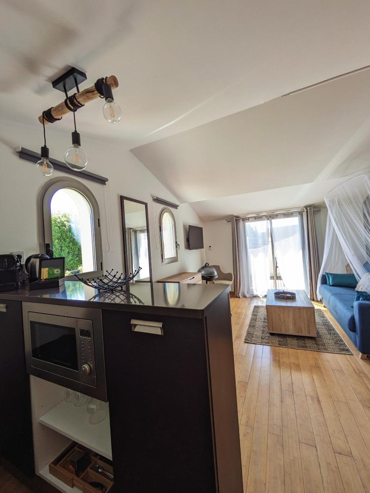 Studio Dernier Etage Le Nid D'Amour - Sejour Romantique, Mandara Beach, Juan-Les-Pins Exterior foto