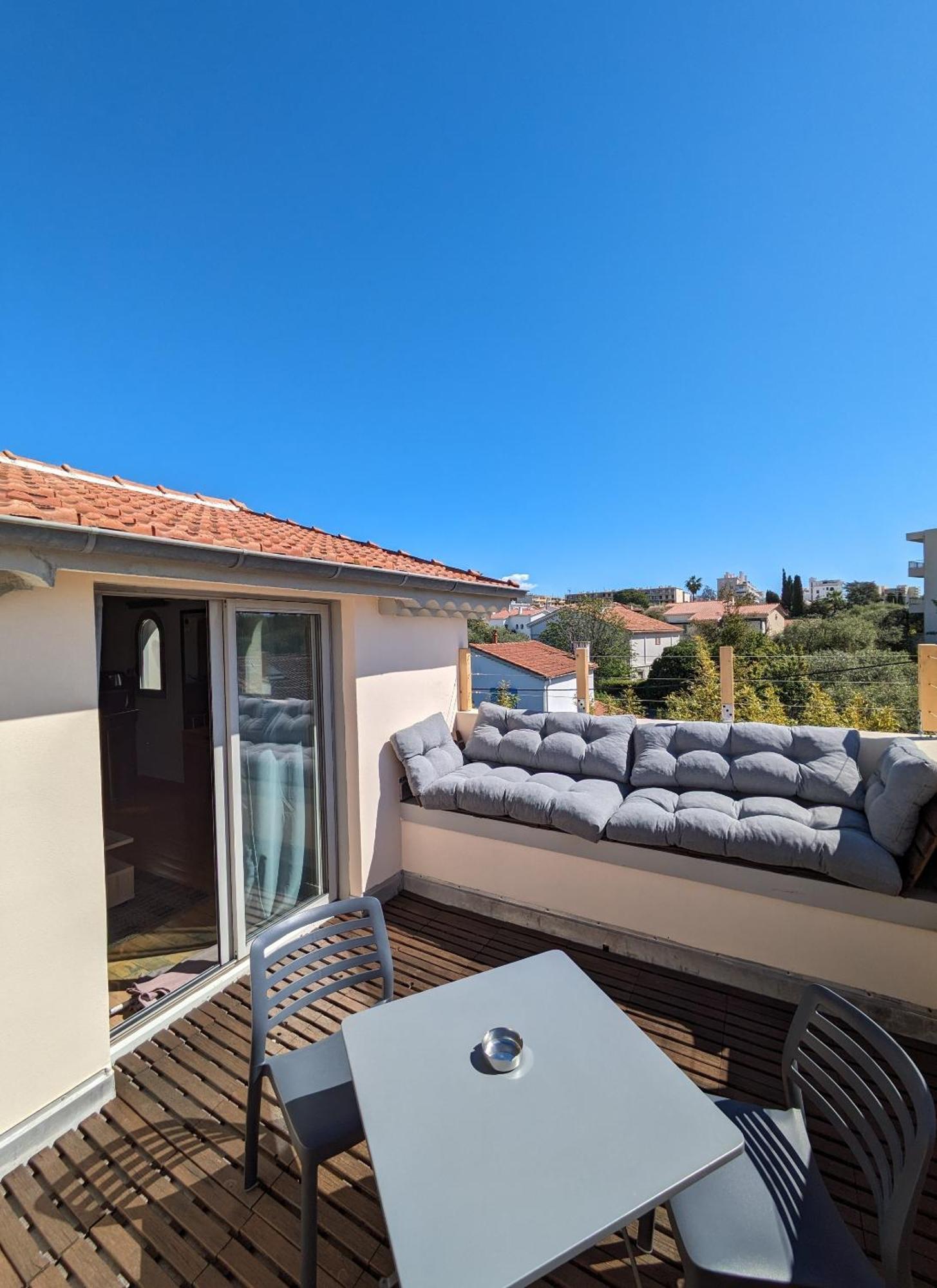 Studio Dernier Etage Le Nid D'Amour - Sejour Romantique, Mandara Beach, Juan-Les-Pins Exterior foto